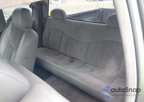 2000 Chevrolet Silverado 1500 Ls z USA, uszkodzony, nr VIN 2GCEC19T5Y1171407